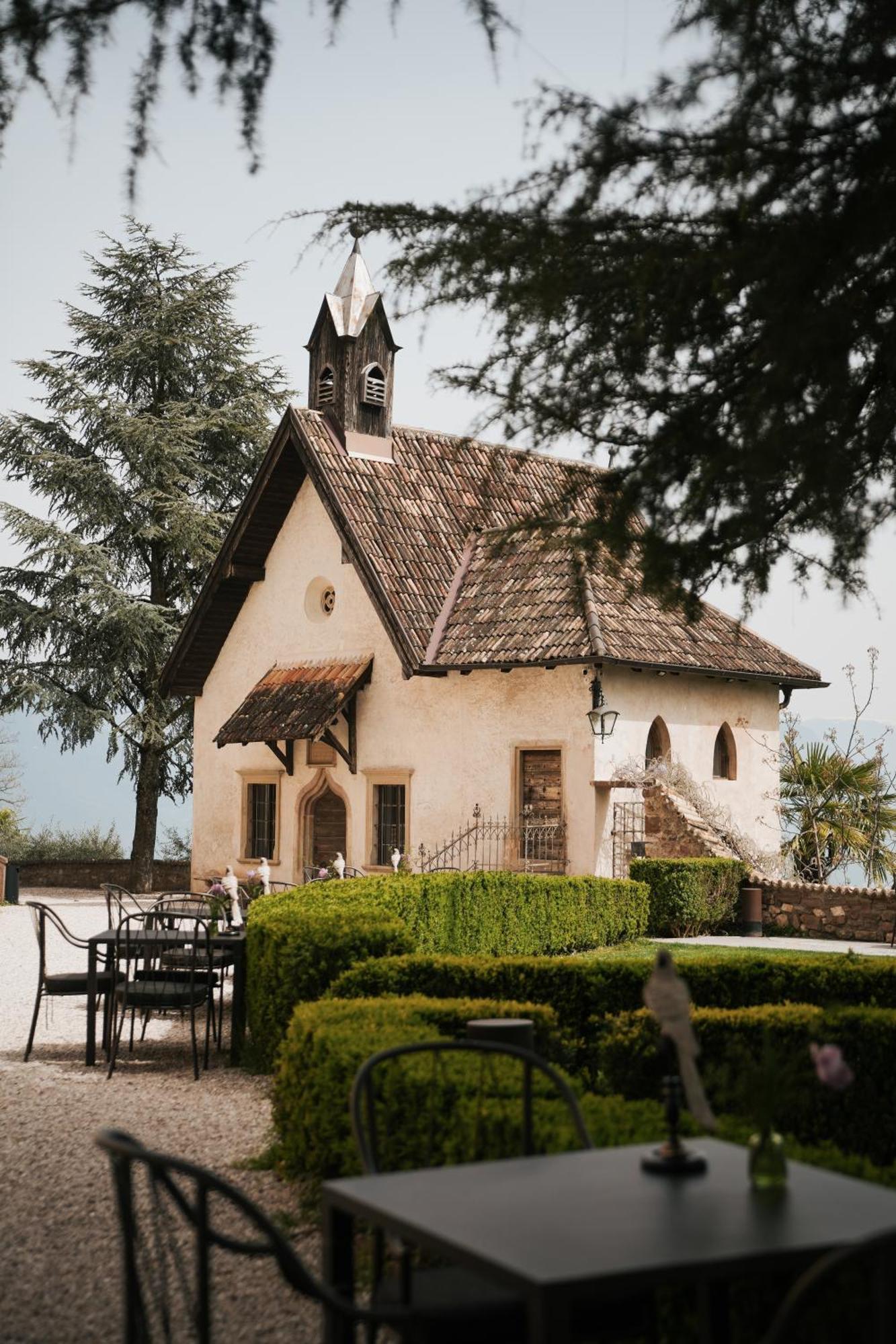 Schloss Freudenstein Appiano Sulla Strada Del Vino Esterno foto