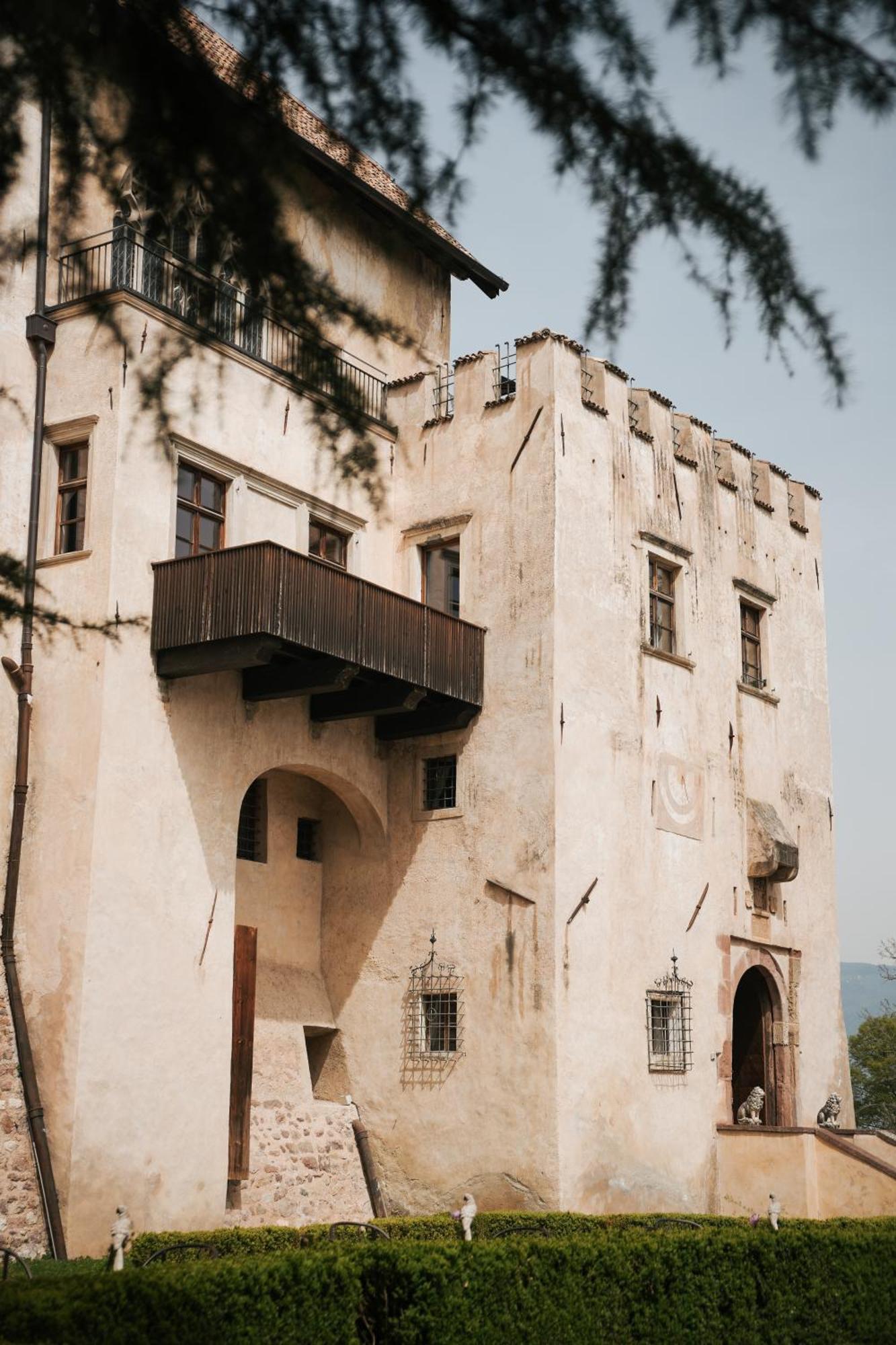 Schloss Freudenstein Appiano Sulla Strada Del Vino Esterno foto