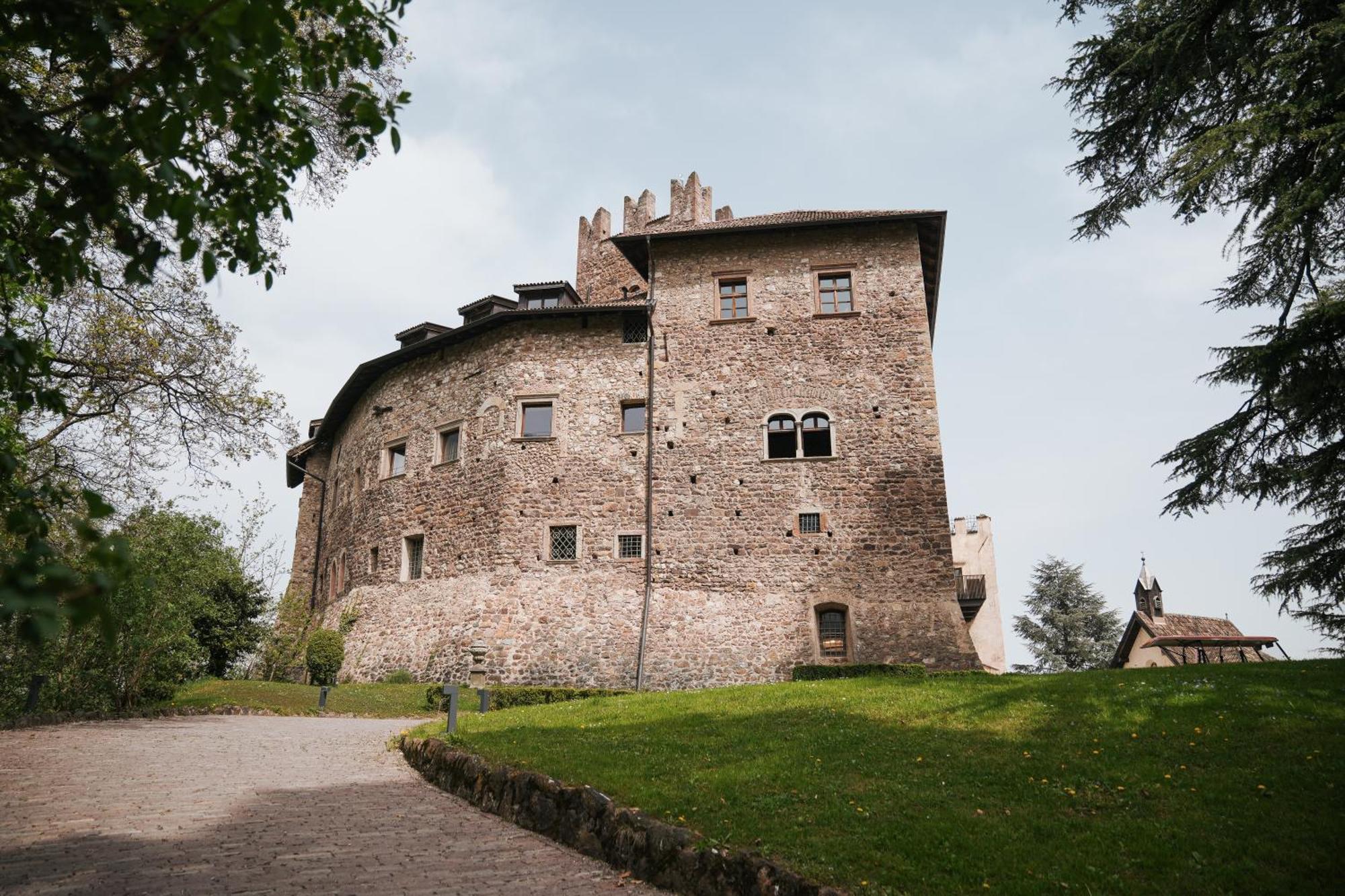 Schloss Freudenstein Appiano Sulla Strada Del Vino Esterno foto