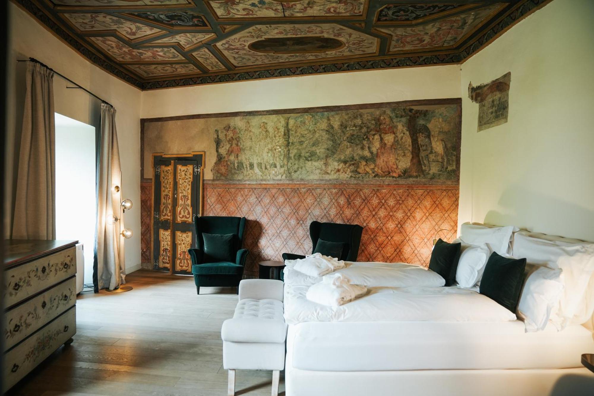 Schloss Freudenstein Appiano Sulla Strada Del Vino Esterno foto