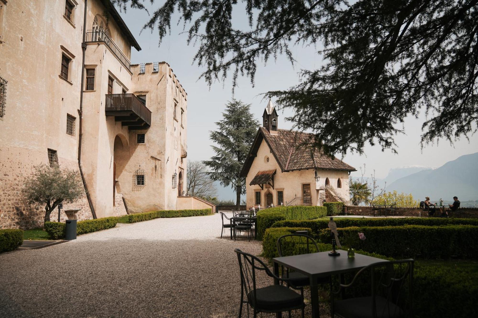 Schloss Freudenstein Appiano Sulla Strada Del Vino Esterno foto