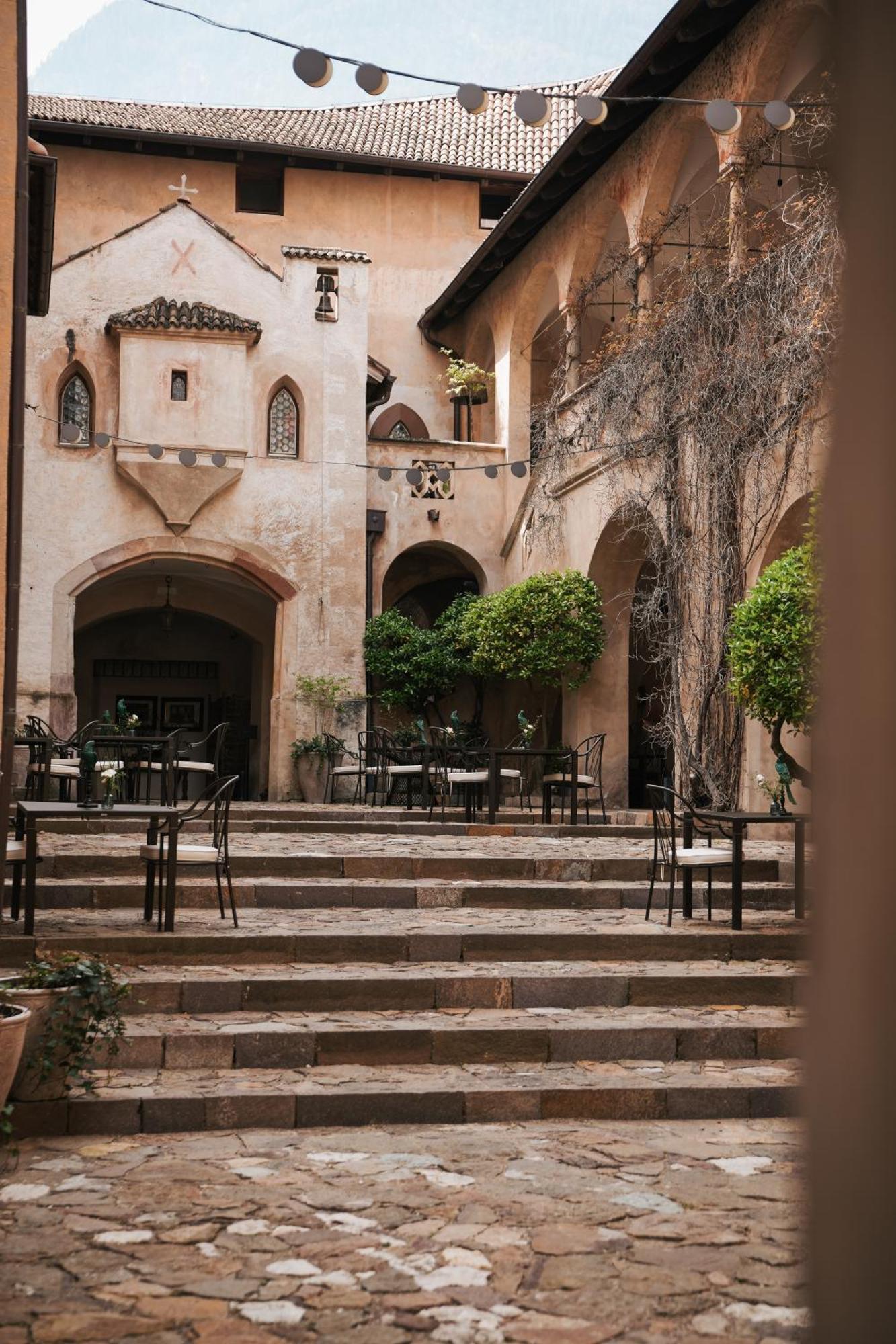 Schloss Freudenstein Appiano Sulla Strada Del Vino Esterno foto