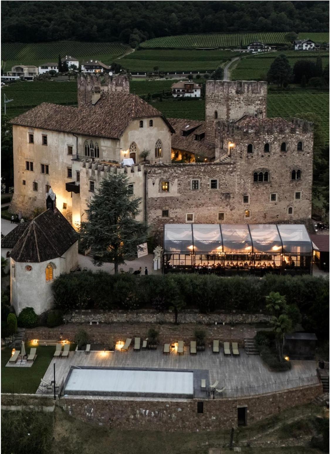 Schloss Freudenstein Appiano Sulla Strada Del Vino Esterno foto