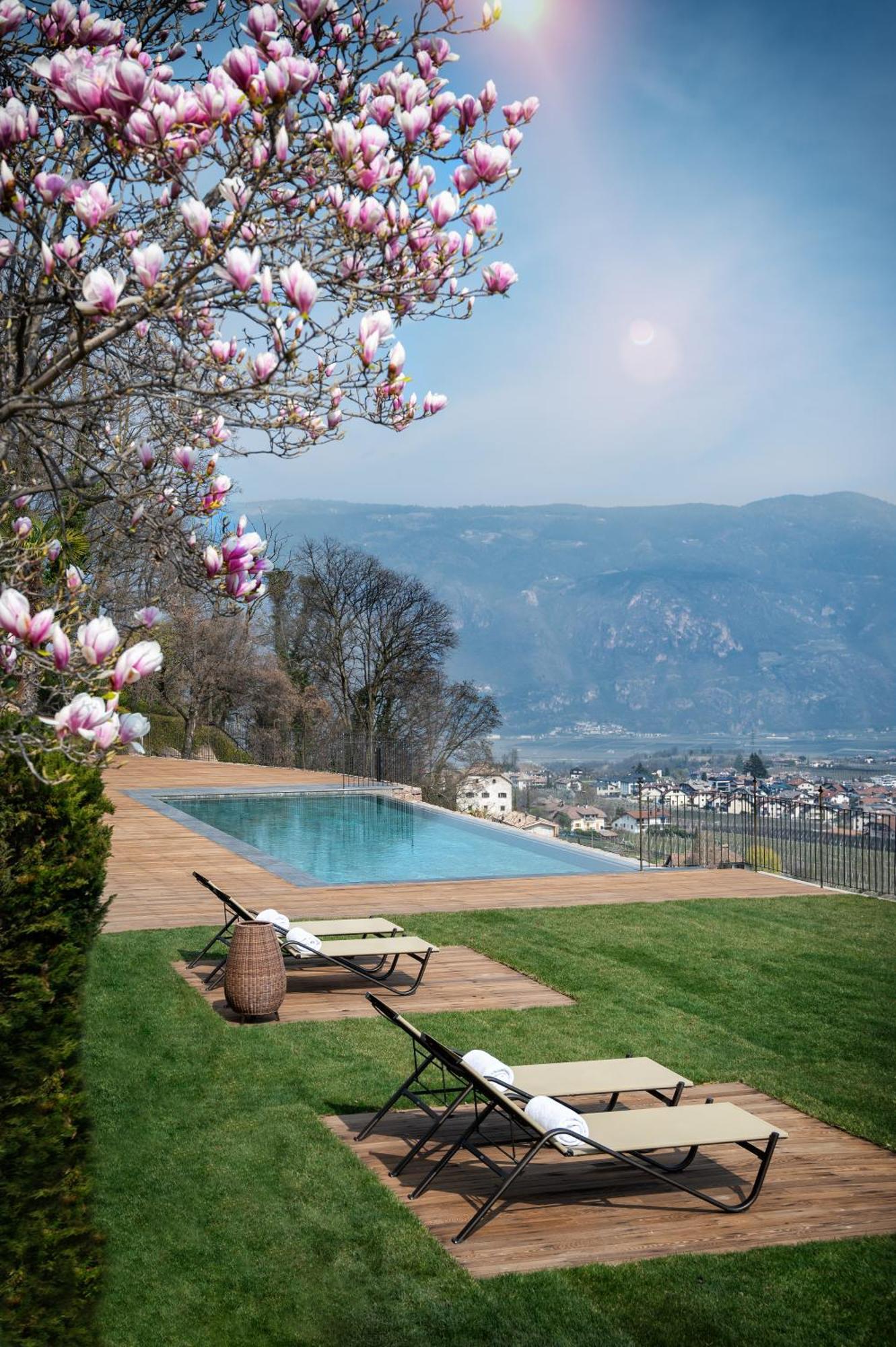 Schloss Freudenstein Appiano Sulla Strada Del Vino Esterno foto